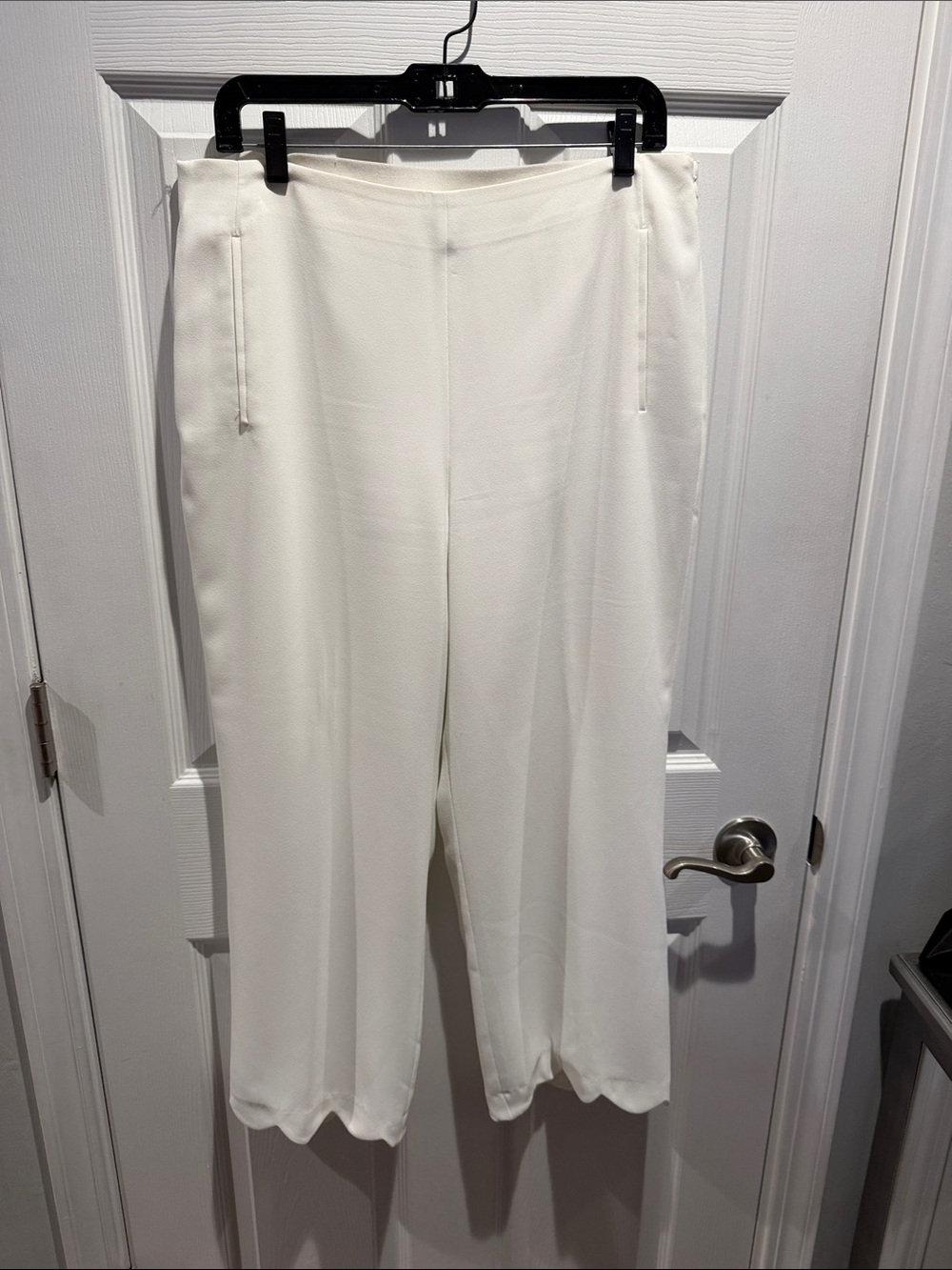 CeCe White Cropped Wide-Leg Dress Pants